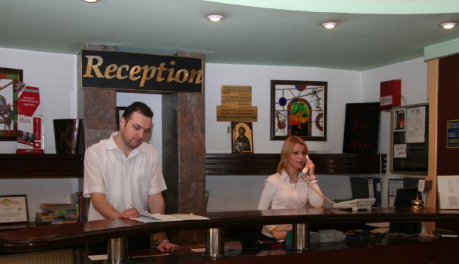 Ce recomandări în materie de cazare pe litoral au făcut turiștii lui 2012 - receptie-1347808621.jpg