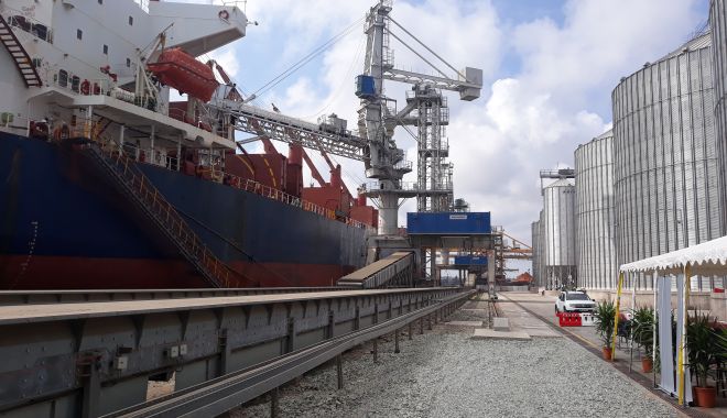 Recesiunea economică și seceta au afectat traficul de mărfuri din portul Constanța - recesiuneaeconomicsiseceta1-1600604346.jpg