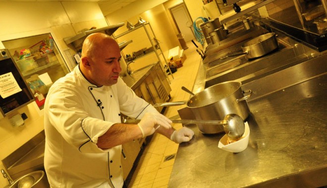 Chef Scărlătescu ne invită în bucătăria lui - recomandaritv-1339771599.jpg