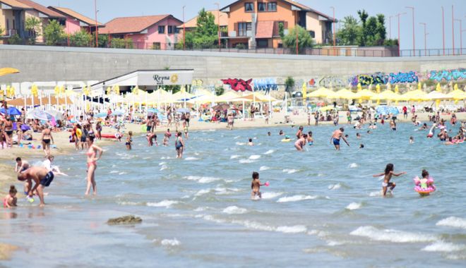 Record de turiști, pe litoral, în minivacanța de Sfânta Maria - recorddeturisti-1534520713.jpg