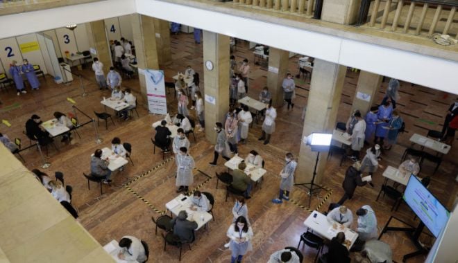 Record absolut de vaccinări în 24 de ore. Peste 128.000 de persoane imunizate, 86.000 cu prima doză - recordvaccin-1634918410.jpg