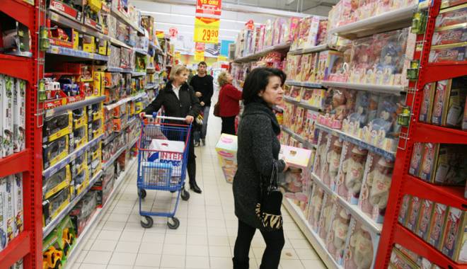 Cum își înșeală magazinele  din Constanța clienții  cu reduceri  de preț fictive - reduceri-1443633654.jpg