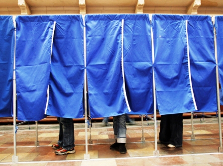 Au fost aprobate măsurile de organizare a referendumului de la Mangalia - referendum13-1353101797.jpg