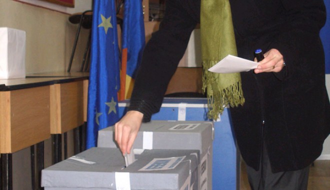 Constănțenii ar putea fi chemați la referendum - referendum2copy-1308083138.jpg