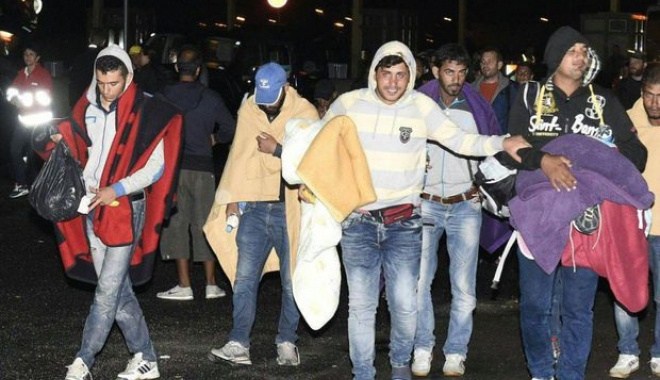 COPIL DE CINCI ANI, UCIS DE UN REFUGIAT - refugiati02c56367b548021024x768-1496579884.jpg