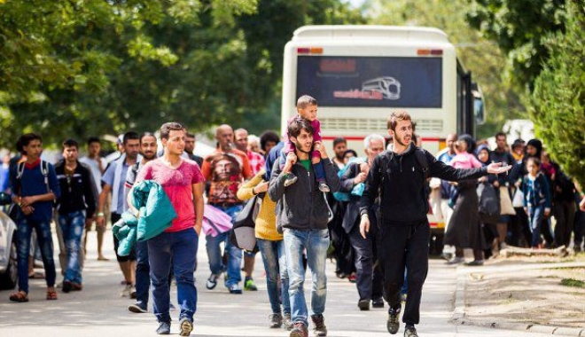 România, din nou blamată. Ce a declarat CANCELARUL AUSTRIEI despre țara noastră - refugiatipejos465x390-1516430945.jpg