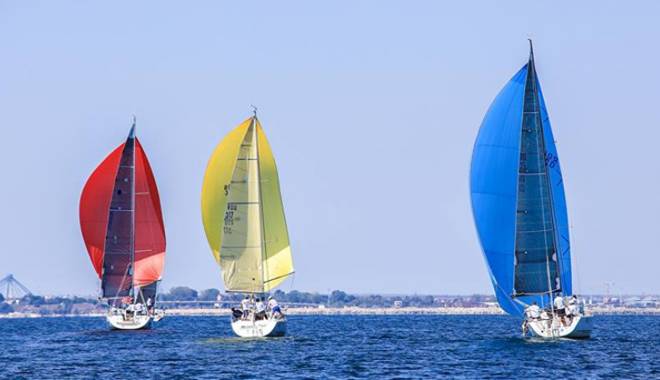 Regatta Poseidon, spectacol cu vele în largul Mării Negre - regattaposeidon-1434652963.jpg