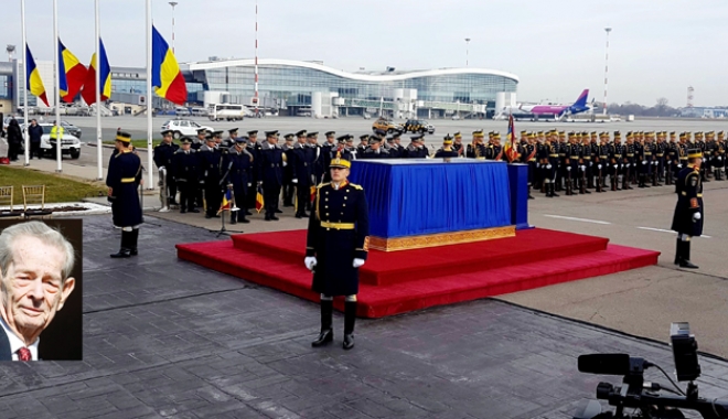Regele Mihai a revenit în țară!  Trei zile de doliu național - regelemihai222-1513184721.jpg