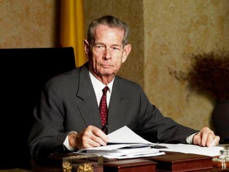 Regele Mihai, de Crăciun: Îmi îndrept gândurile spre cei singuri, neiubiți sau cei care sunt bolnavi - regelemihaii20110715141647-1324721441.jpg
