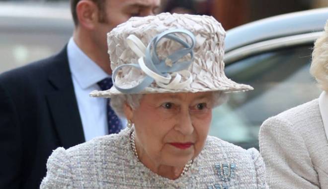 Regina Elisabeta a II-a neagă că ar susține Brexitul - regina-1457528974.jpg
