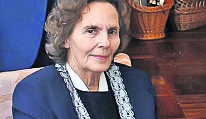 Regina Ana  nu poate fi decorată post-mortem  de președintele Iohannis - reginaana-1470576196.jpg