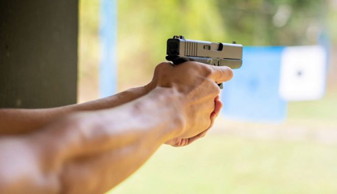 Amenzi drastice sau închisoare pentru posesorii de arme care încalcă legea - reguliarmesursaabc27-1593958014.jpg