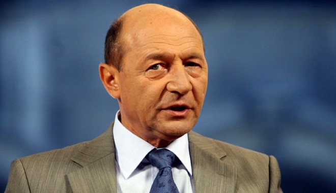 Traian Băsescu: 