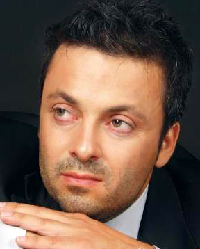 Ascultă-l live pe Giannis Rellis, la Restaurant Harlequin - relis-1346774034.jpg