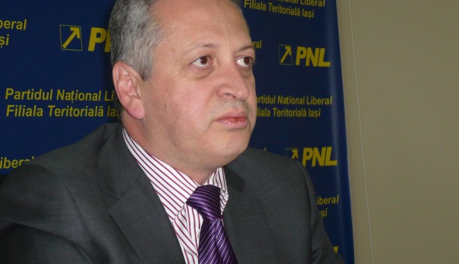 Fenechiu: Angajații CFR își vor primi salariile cel târziu joi; cei vinovați vor plăti - relufenechiu0041-1358331666.jpg