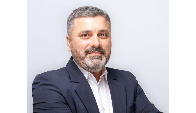 Senatorul Remus Negoi, vot final pentru votarea membrilor supleanţi ai CNA - remusnegoicomisie2-1619544525.jpg