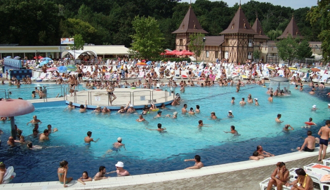 Renaște turismul balnear. Din ce în ce mai mulți români vor vacanțe de relaxare și spa - renasteturismul1-1506259719.jpg