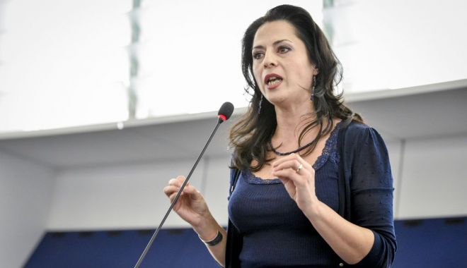 Ramona Strugariu: "La nivelul REPER nu a existat nicio discuţie despre fuziunea cu PNL"