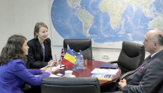 Reprezentanții Ambasadei Marii Britanii au vizitat CCINA și portul Constanța - repreyentantii-1396978370.jpg