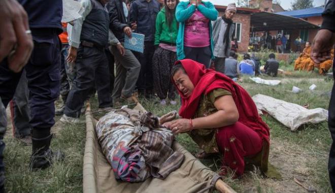 Salvați Copiii, campanie umanitară pentru copiii din Nepal - resize-1430392108.jpg