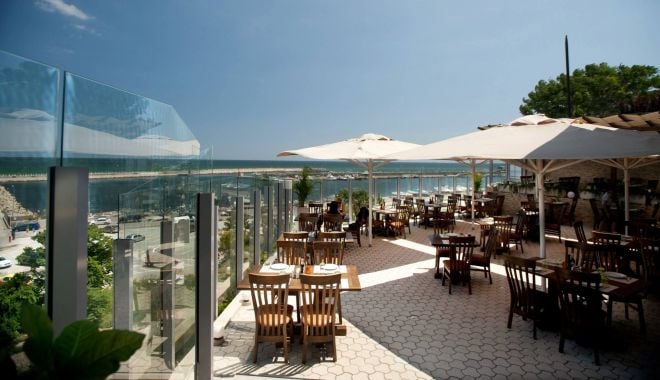 Asociaţia RESTO: „Restaurant sigur – noi ne-am vaccinat pentru dumneavoastră!” - restaurantsigur-1618411304.jpg