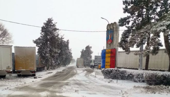 RESTRICȚII pentru TIR-uri în Punctul de trecere a frontierei Negru Vodă - restrictiinegrusursagardadecoast-1580977303.jpg