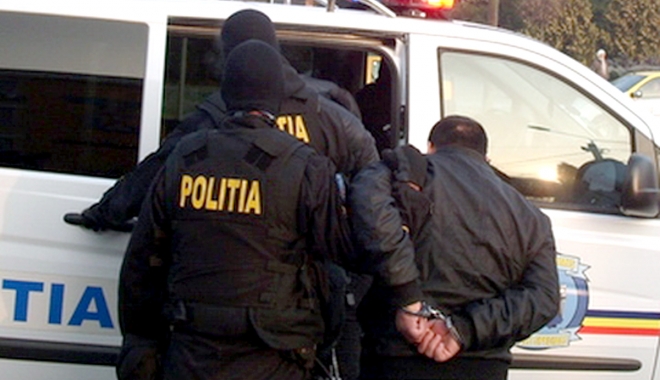 Norme noi de protecție pentru polițiștii din centrele de detenție. Vor beneficia de analize, vor avea măști și mănuși - retinereinfractor01-1497613015.jpg