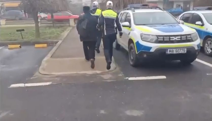 Bărbat cu permisul suspendat, prins băut la volan în Constanța - retinut-permis-1770990362.webp