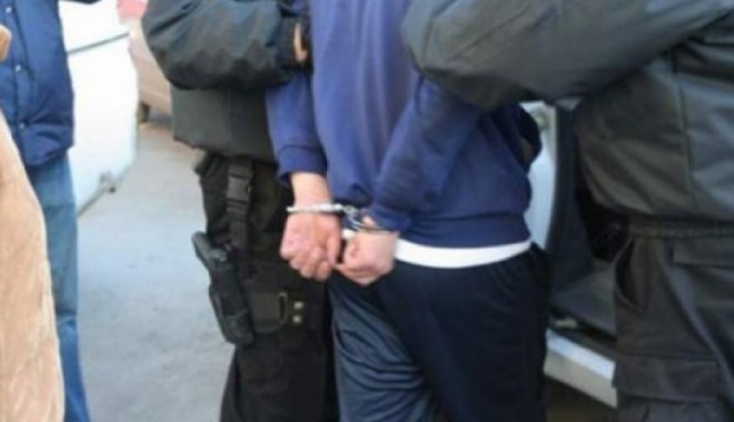 ATAC ÎN PLINĂ STRADĂ LA MANGALIA. Agresorul a fost reținut - retinuy-1494077086.jpg