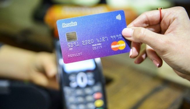 Anunţul făcut de Revolut Bank. Peste 100.000 de români s-au înscris: „Clienții sunt sfătuiți să se asigure”