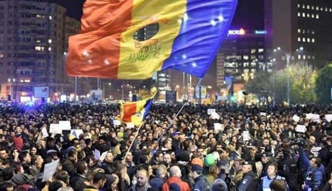 Marș în memoria eroilor Revoluției, pe 22 decembrie - revolutie728x390opt-1576746147.jpg