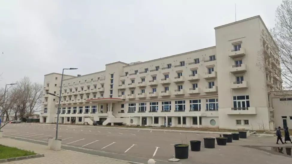 Hotel Rex, monument istoric din Mamaia, scos din nou la licitație - rex-1769504609.webp