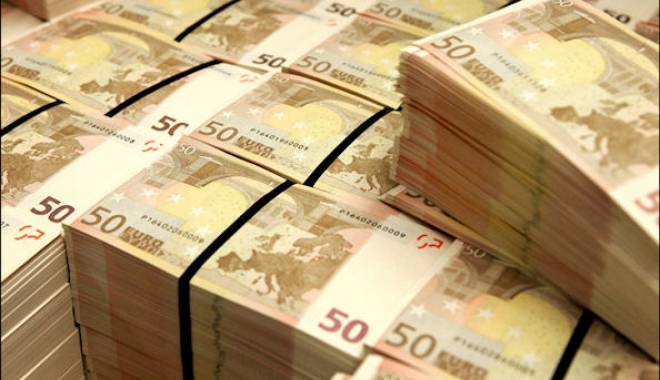Rezervele valutare ale BNR au scăzut cu 109 milioane euro - rezervelevalutarebnr-1435750109.jpg