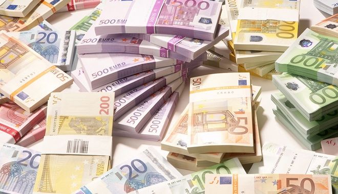 Rezervele valutare la BNR s-au redus - rezervelevalutarelabnrsauredus-1635963532.jpg