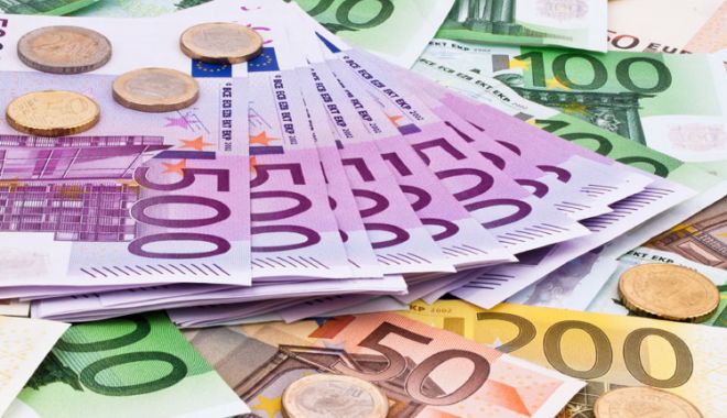 Rezervele valutare la BNR sunt în scădere - rezervelevalutarelabnrsuntinscad-1578488625.jpg