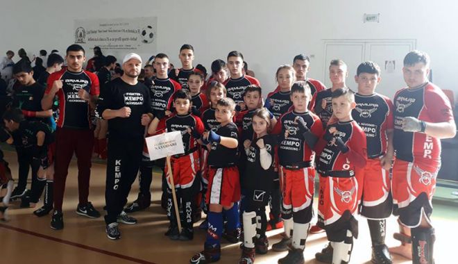 Rezultate excelente pentru CS Năvodari, la Freestyle Kickboxing - rezultate-1518975457.jpg