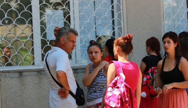 Ratangiii de la bac s-au înghesuit să ceară șomaj de la stat - rezultatebaciulie201313-1377712023.jpg