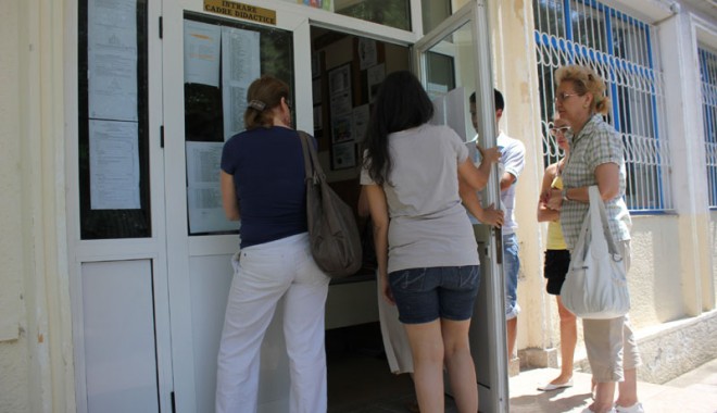 Rezultatele finale, după contestații, la Evaluarea Națională 2012 - rezultateexamene4-1341167871.jpg