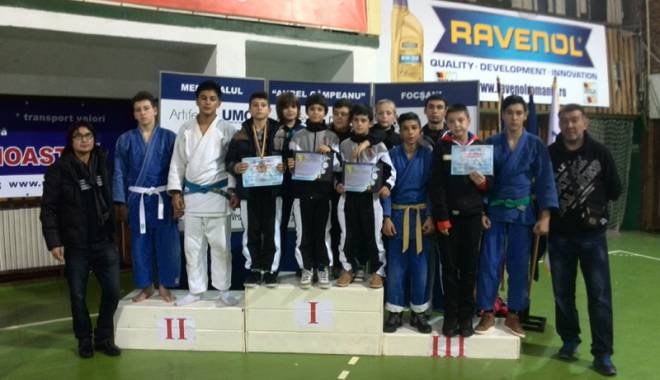 Judokanii constănțeni, remarcați la turneul internațional  de la Focșani - rezultatenotabilejudo-1416940130.jpg
