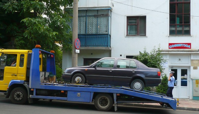 Mașinile ar putea fi ridicate numai ca măsură excepțională - ridicaremasinapeplatforma2e58be5-1317314211.jpg