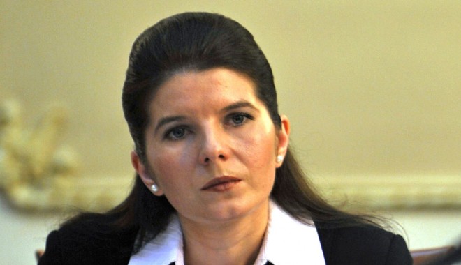Monica Iacob Ridzi s-a înscris în PP-DD - ridzi-1350305319.jpg