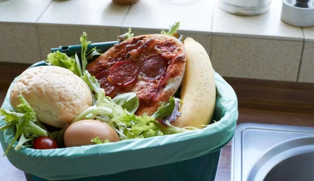 Operatorii economici obligaţi din 2026 să prezinte planuri anuale de diminuare a risipei alimentare