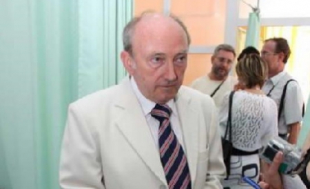 Ritli Ladislau, primit cu aplauze la prima ședință de Guvern - ritli-1314264228.jpg