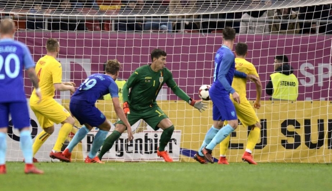 România - Olanda 0-3. Gică Popescu l-a 