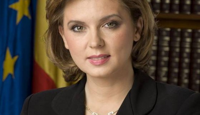 Roberta Anastase: Suntem deschiși dialogului cu toți acei liberali care vor să poarte dialogul cu noi - robertaanastase91d7e35414-1312872079.jpg