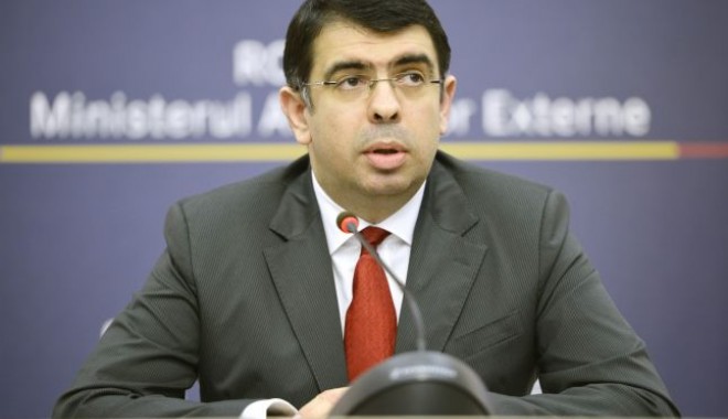 Cursuri de legislație și funcționarea sistemului judiciar în școli - robertcazanciu-1383216211.jpg