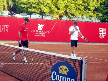 Tecău și Lindstedt vor să câștige trofeul BRD Năstase-Țiriac 2012 - robertlindstedthoriatecau-1334159629.jpg