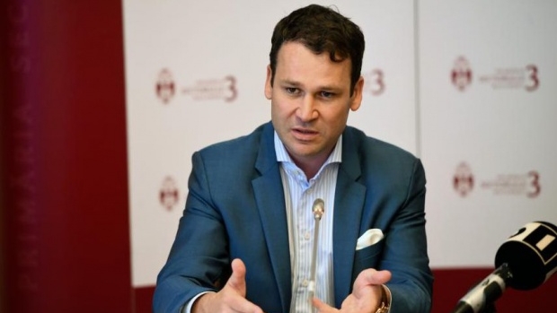 Robert Negoiță cere demisia Vioricăi Dăncilă: Țara a fost condusă într-un mod neprincipial, într-o direcție greșită - robertnegoita15689700-1558952900.jpg