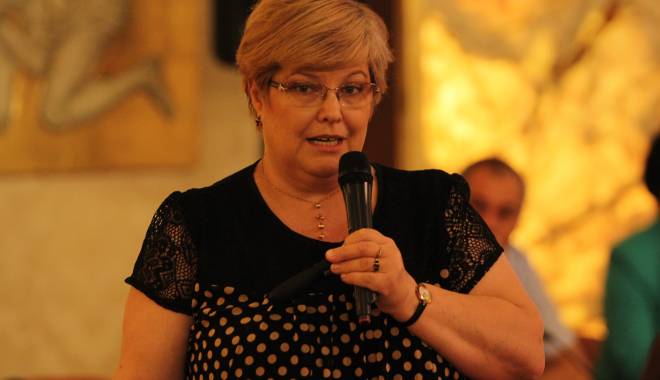 Rodica Tănăsescu: Medicii de familie nu au sarcină profesională să rezolve problemele administrative al CNAS - rodicatanasescu2-1432045044.jpg