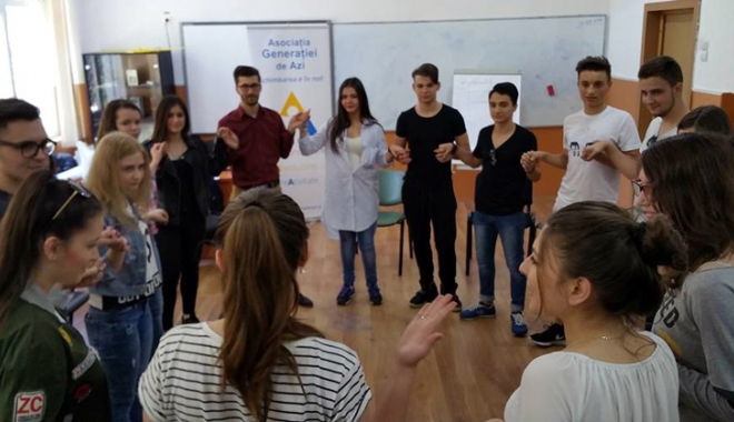Rolul voluntariatului în dezvoltarea profesională - rolulvoluntariatului-1462711589.jpg